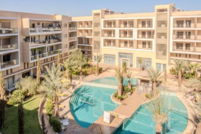 City Haven at Pearl Garden Pool and View